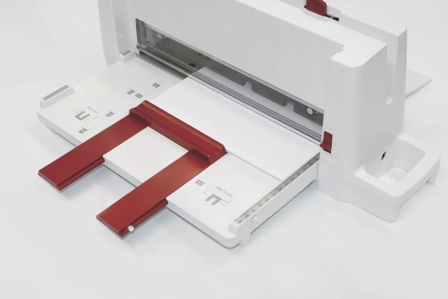 Stapelsnijder IDEAL 3006 bureaumodel